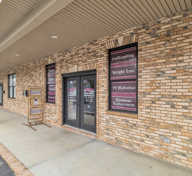 More Photos Of 1039 Boyds Crk, Seymour Freestanding For Sale