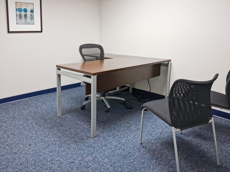 More Photos Of 4-18 Biltmore Ave, Asheville Coworking Space