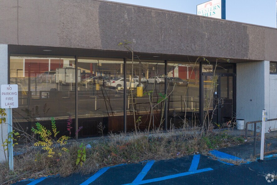 More Photos Of 7201 Aaron Aronov Dr, Fairfield Bank For Lease