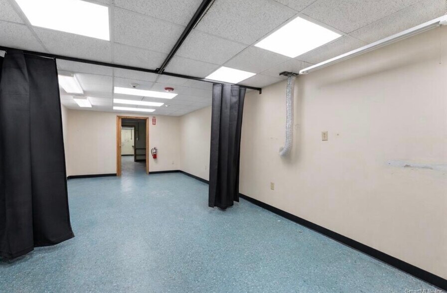 More Photos Of 51 Ridge Rd, Putnam Industrial For Lease