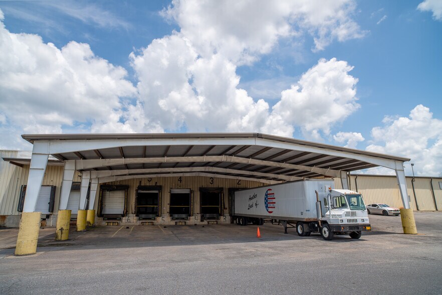 More Photos Of 11200 Wildwood Dr, Olive Branch Industrial For Sale