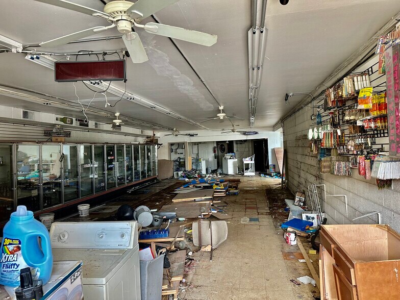 More Photos Of , Hazel Crest General Retail For Sale