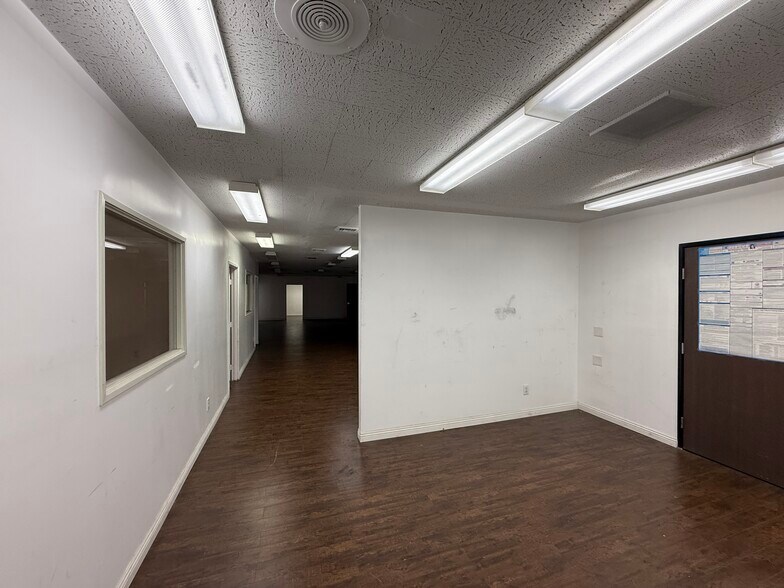 More Photos Of 3400 W 6th St, Los Angeles Office For Lease