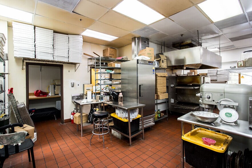 More Photos Of 4400 Keller Ave, Oakland Freestanding For Sale