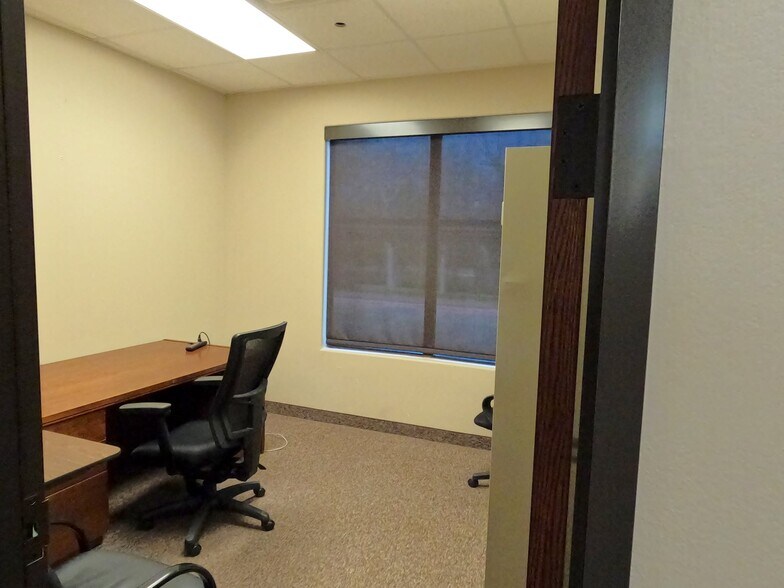 More Photos Of 6570 Naaman Forest Blvd, Garland Medical For Sale