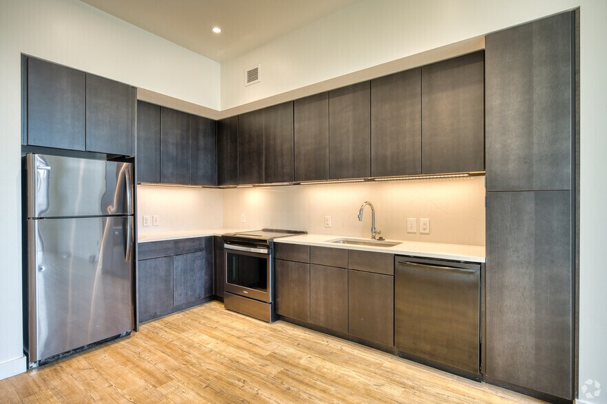 More Photos Of 600 W Main St, Charlottesville Apartments For Lease