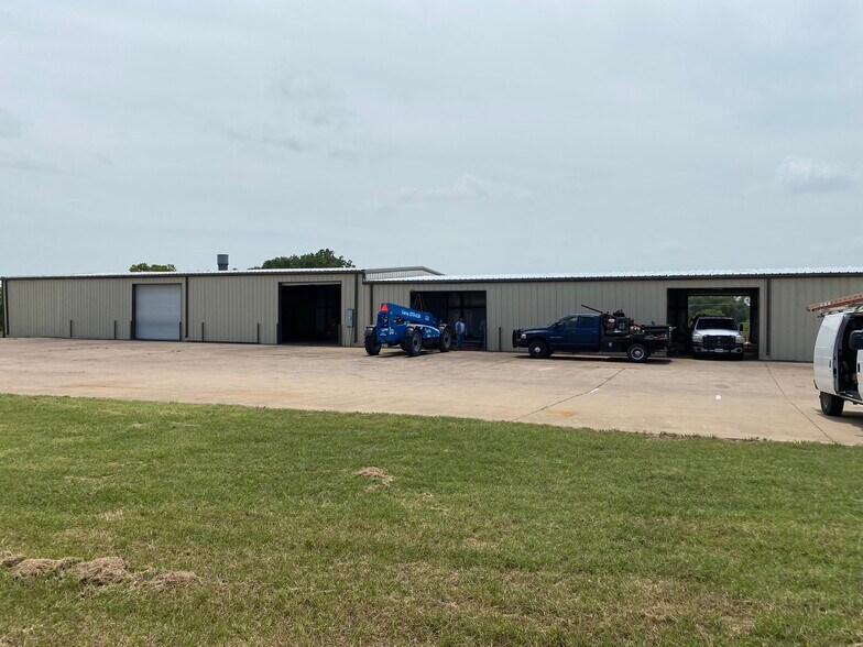 More Photos Of 3838 S Hwy 287, Waxahachie Auto Repair For Sale