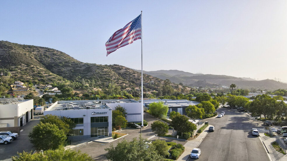 Primary Photo Of 9411 Bond Ave, El Cajon Warehouse For Sale