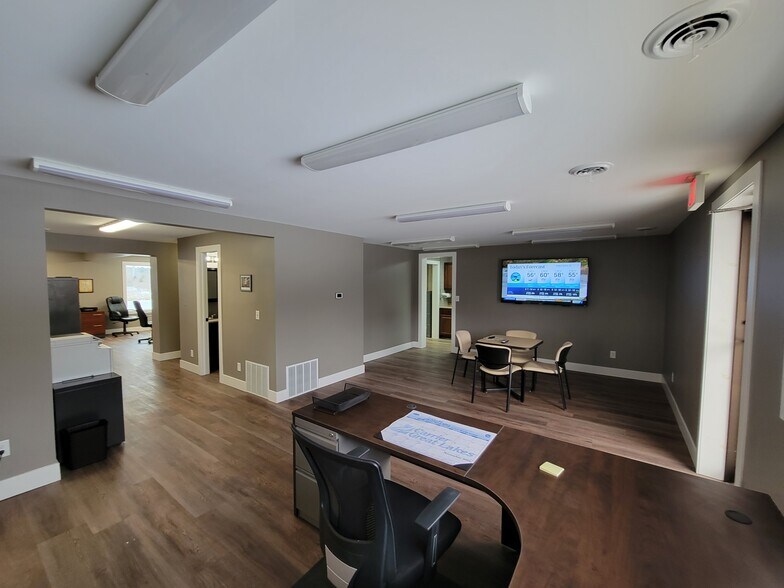 More Photos Of 9477 Vienna Rd, Otisville Medical For Sale