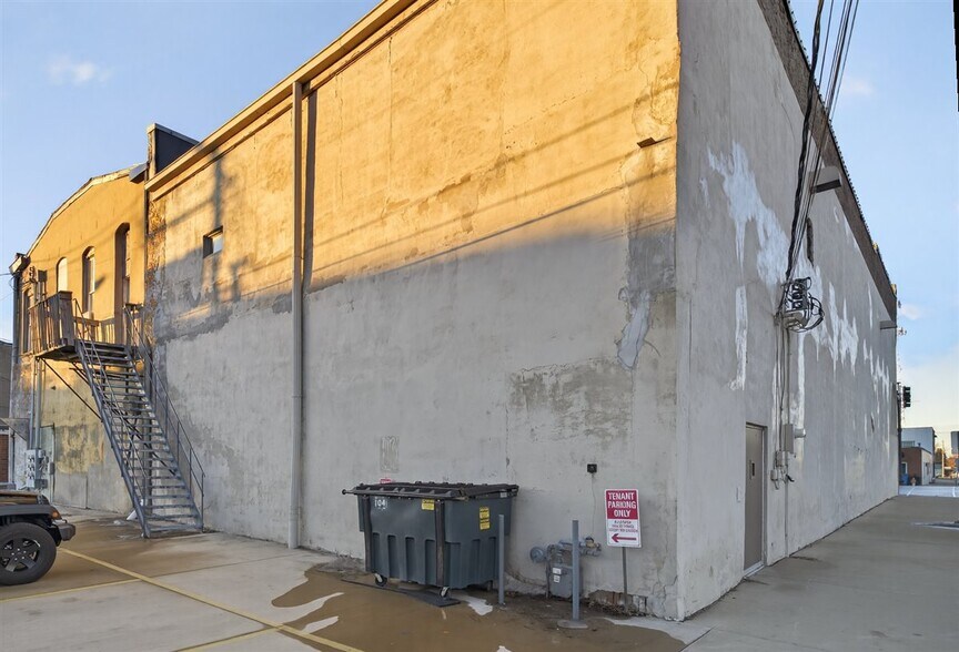 More Photos Of 602 G Ave, Grundy Center Fast Food For Sale