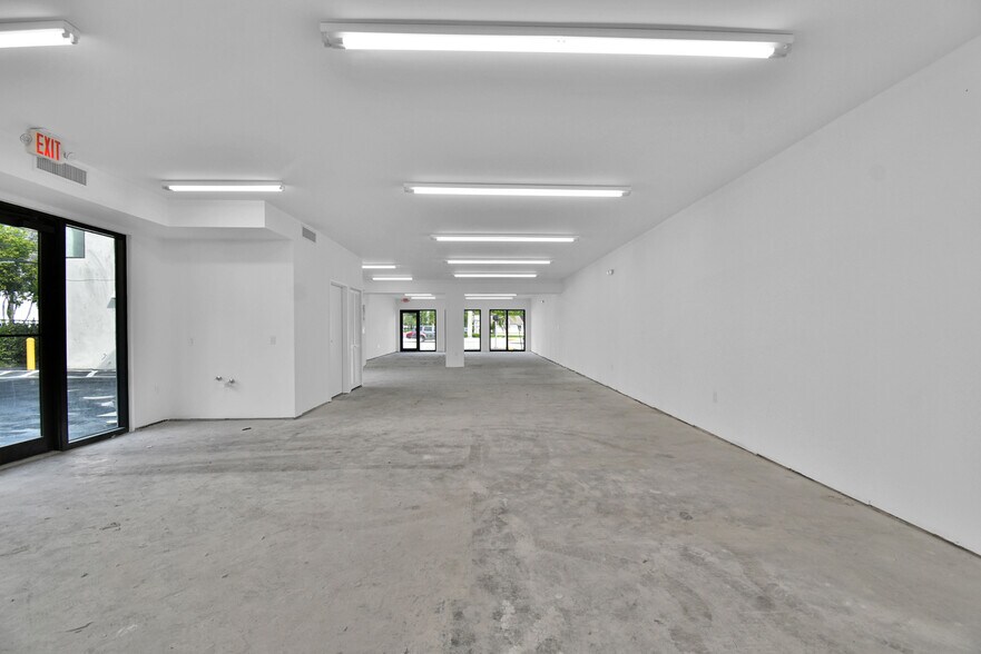 More Photos Of 2990 Griffin Rd, Fort Lauderdale Storefront Retail Office For Lease