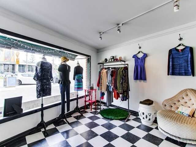 More Photos Of 5544 La Jolla Blvd, La Jolla Storefront Retail Residential For Lease