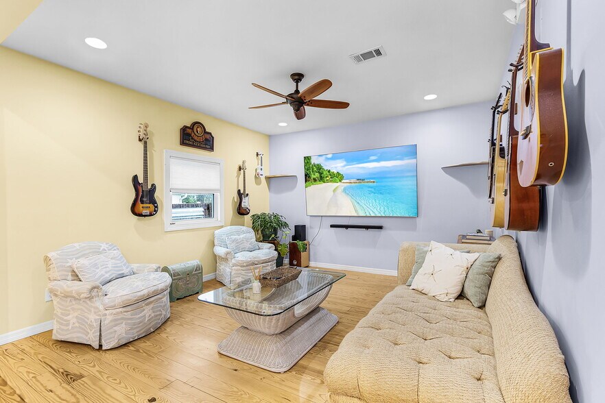 More Photos Of 530 Green St, Englewood Storefront Retail Residential For Sale