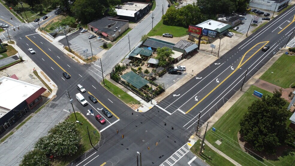 More Photos Of 1210 13th St, Columbus Garden Center For Sale