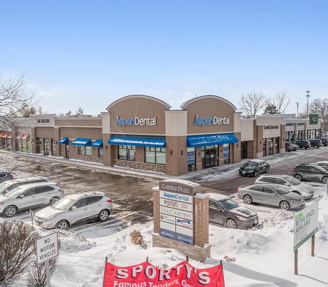 More Photos Of 440-450 Army Trail Rd, Bloomingdale Freestanding For Lease