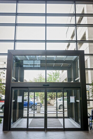 More Photos Of 1229 Madison St, Seattle Medical For Sale