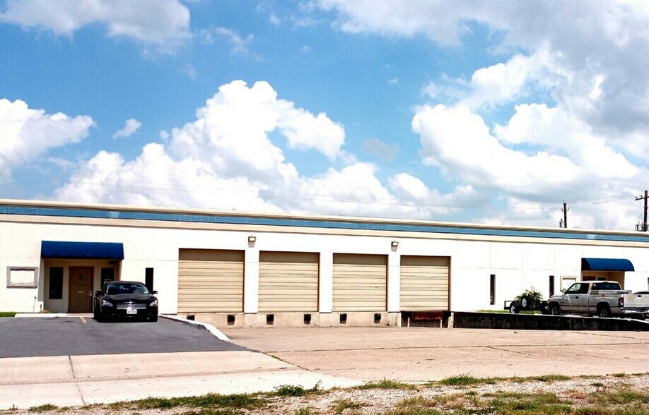More Photos Of 1920 499 loop, Harlingen Land For Lease