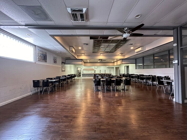 More Photos Of 120 S 1st Ave, Barstow Freestanding For Sale