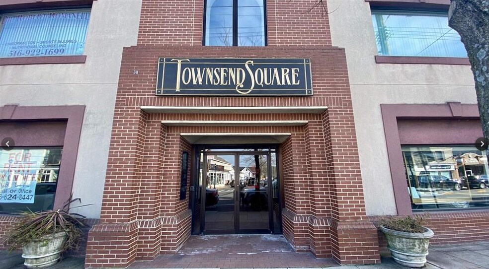 More Photos Of 99-111 South St, Oyster Bay Storefront Retail Office For Lease