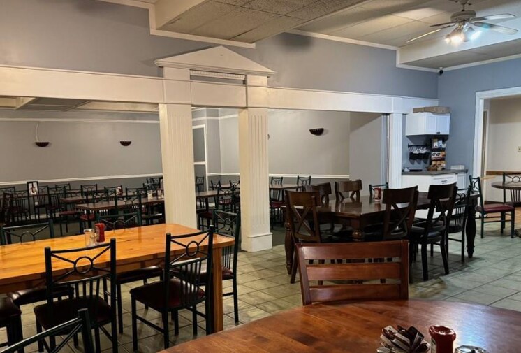 More Photos Of 23 Gore St E, Perth Storefront Retail Residential For Sale