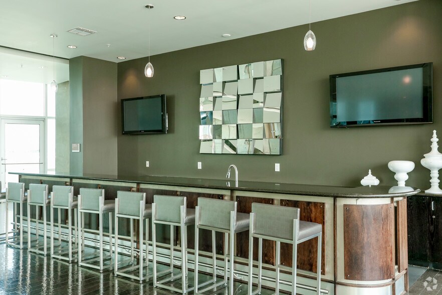 More Photos Of 5927 Almeda Rd, Houston Apartments For Lease