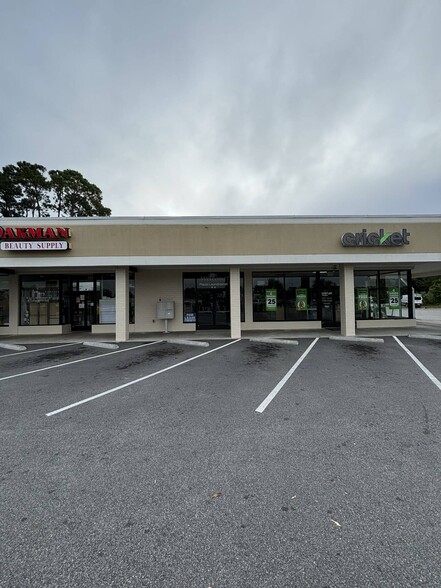 Primary Photo Of 7 Robert Smalls Pky, Beaufort Storefront Retail Office For Lease