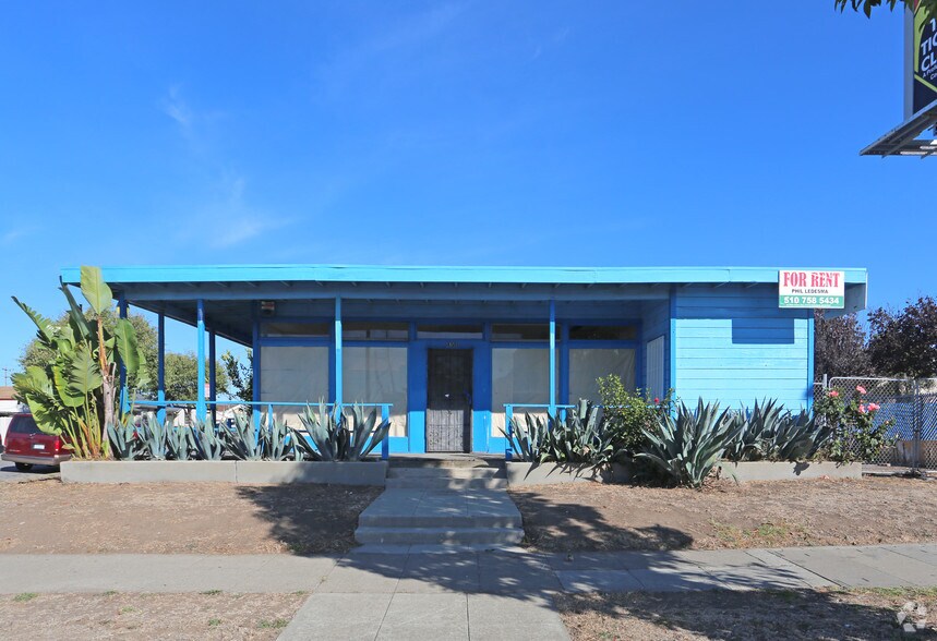 More Photos Of 1801 Cutting Blvd, Richmond Storefront Retail Residential For Lease