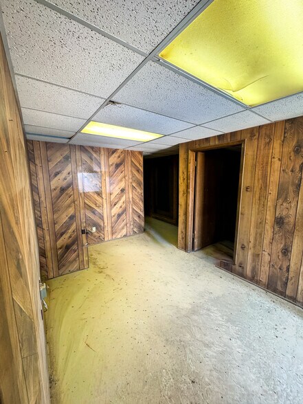 More Photos Of 4704 S County Road 1310, Odessa Warehouse For Sale