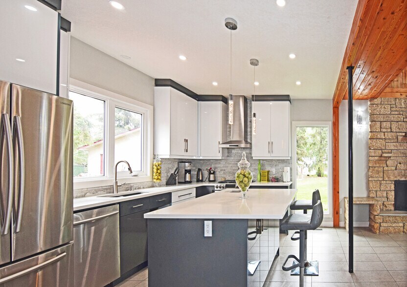 More Photos Of 9657 68A St NW, Edmonton Multifamily For Sale