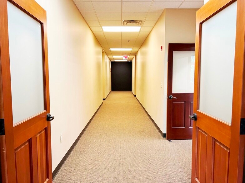 More Photos Of 3620 Swiftwater Park Dr, Suwanee Loft Creative Space For Sale