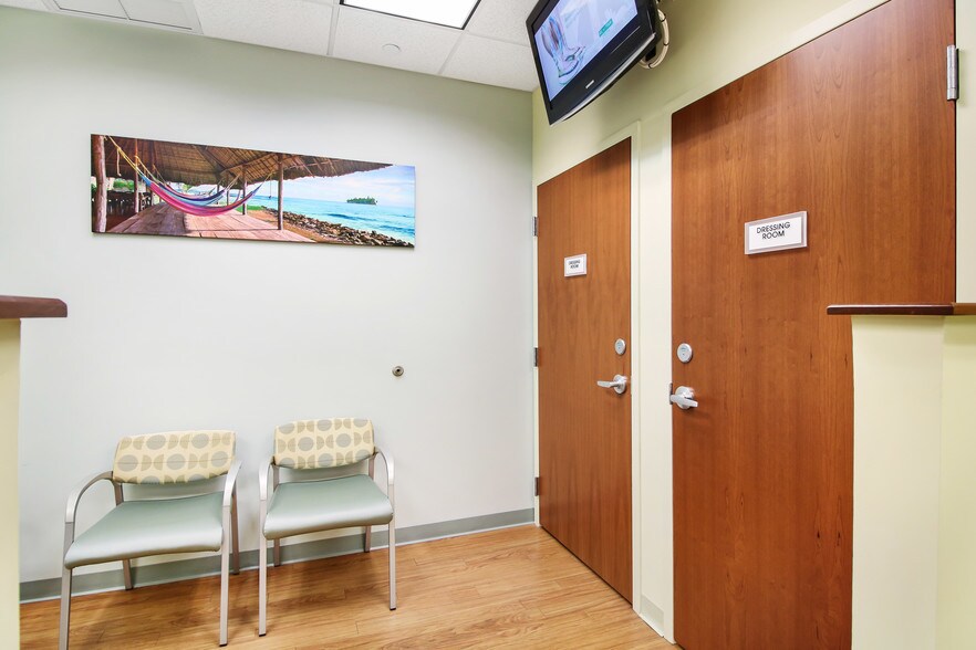 More Photos Of 4848 Coconut Creek Pky, Coconut Creek Medical For Lease