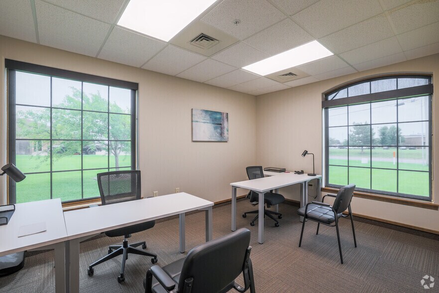 More Photos Of 1632 E 23rd Ave, Hutchinson Office For Lease