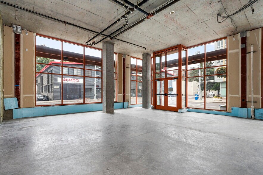 More Photos Of 610 S Lowell St, Portland Storefront Retail Office For Lease