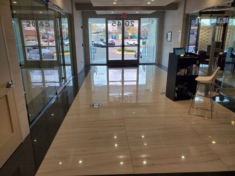 More Photos Of 2045 E University Blvd, Hyattsville Office For Lease