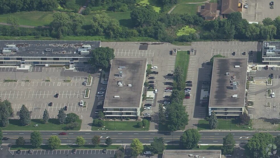 More Photos Of 4600 W 77th St, Edina Unknown For Lease