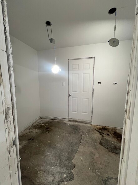 More Photos Of 11412 S Michigan Ave, Chicago Storefront For Lease