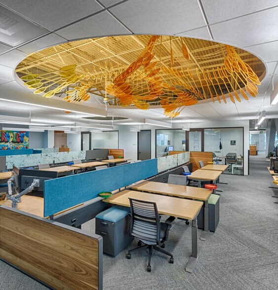 More Photos Of 2000 Seaport Blvd, Redwood City Unknown For Lease