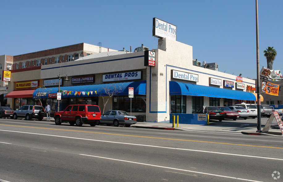 Primary Photo Of 900-910 N Vermont Ave, Los Angeles Storefront For Lease