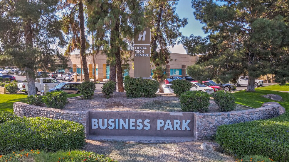 More Photos Of 1580 N Fiesta Blvd, Gilbert Office For Lease
