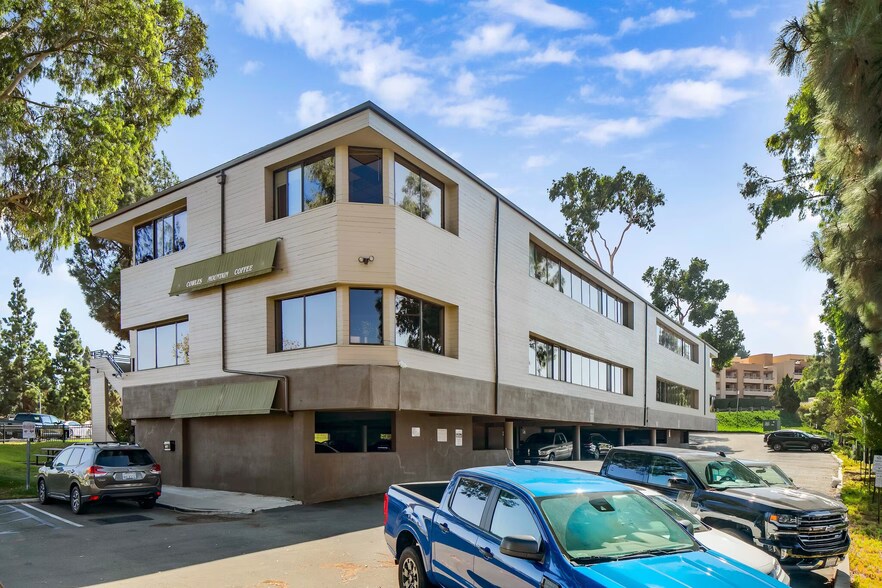 More Photos Of 7290 Navajo Rd, San Diego Medical For Lease