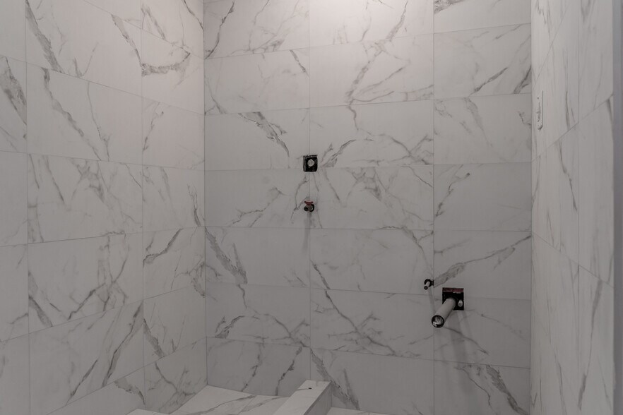 More Photos Of 4046 E Winslow Ave, Phoenix Warehouse For Lease