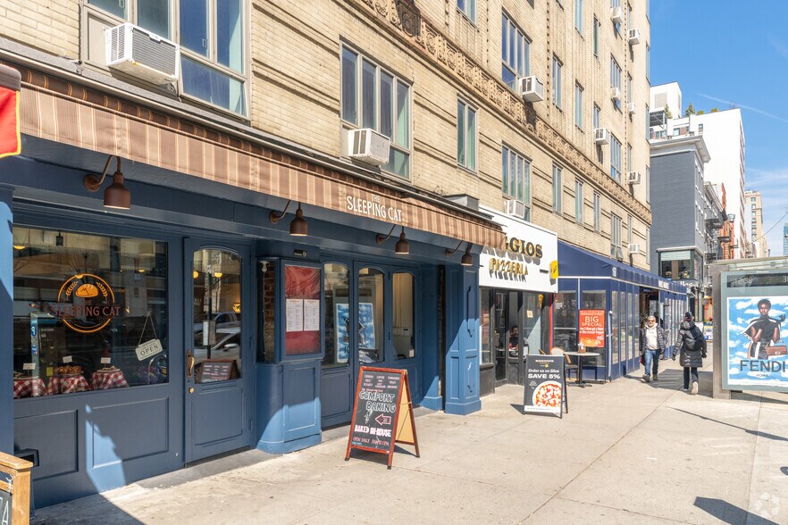 More Photos Of 200 W 20th St, New York Apartments For Lease