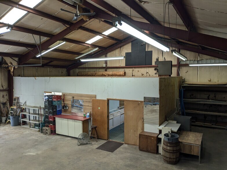 More Photos Of 1423 N Lewis Ave, Tulsa Freestanding For Sale