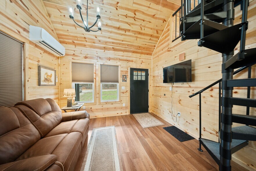 More Photos Of 325 Sinking Rd, Argillite Trailer Camper Park For Sale