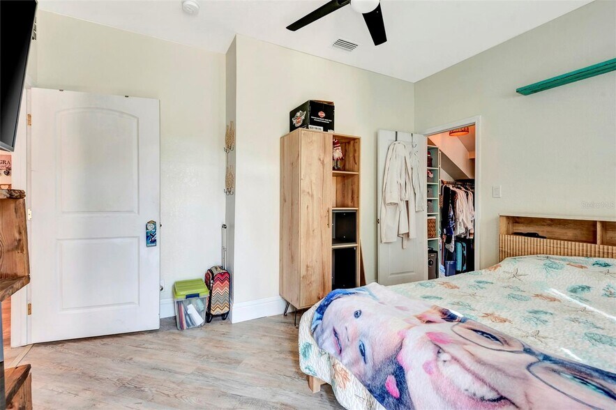 More Photos Of 403 Herbert St, Port Orange Specialty For Sale