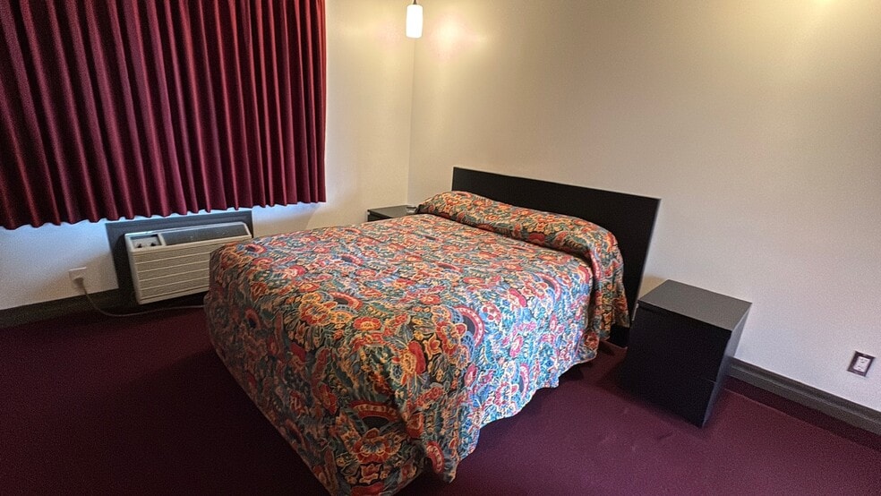 More Photos Of 4330 S Broadway, Los Angeles Hotel For Sale