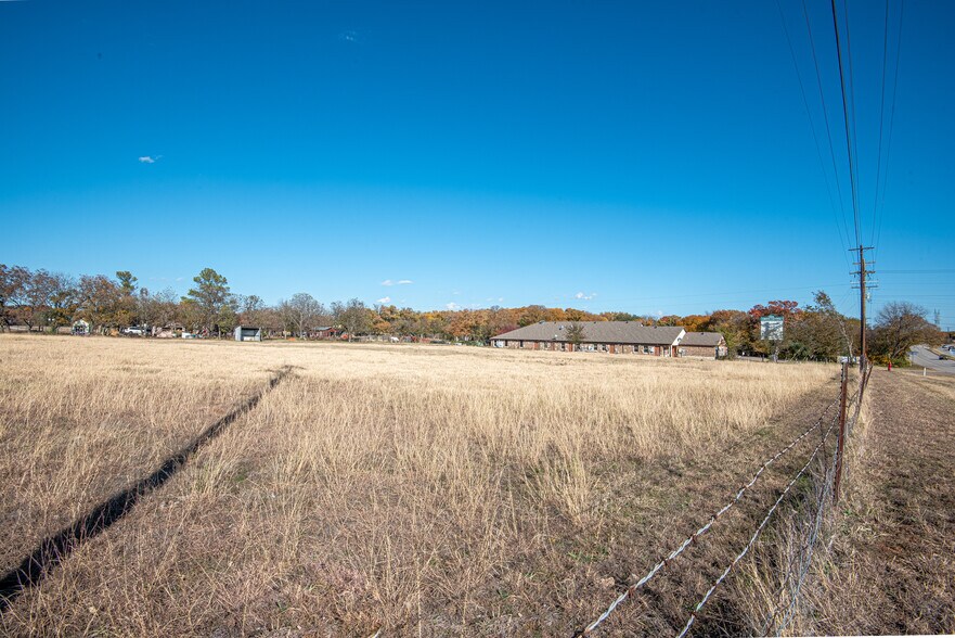 More Photos Of 2101 Fort Worth, Weatherford Land For Sale