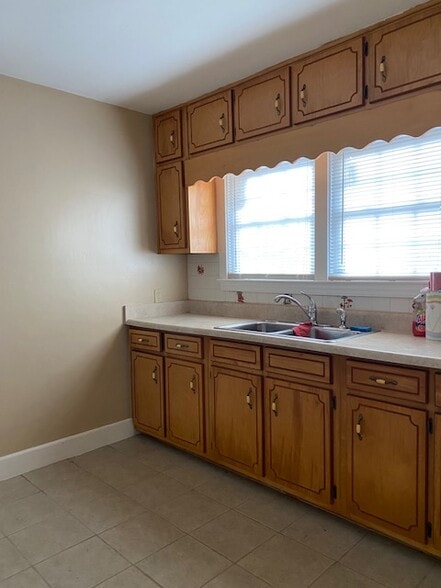 More Photos Of 5560 Jonesboro Rd, Lake City Land For Sale