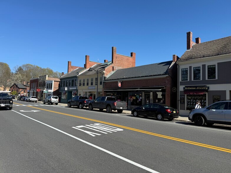 More Photos Of 37-41 Main St, Concord Storefront Retail Office For Lease