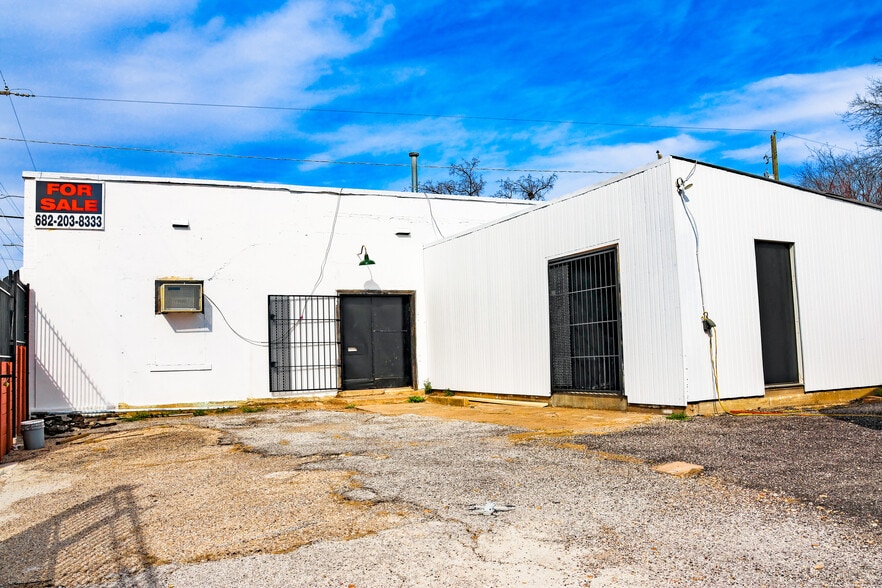 More Photos Of 411 S Riverside Dr, Fort Worth Storefront Retail Office For Sale